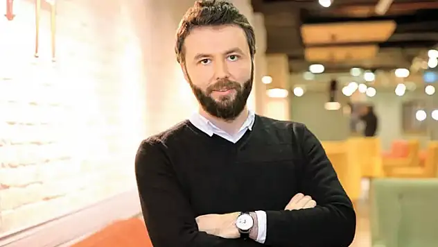 Uyuşturucu' dosyasında bomba ayrıntı Mehmet Akif Ersoy'un 3 ay önce tövbe edip umreye gittiği iddia edildi