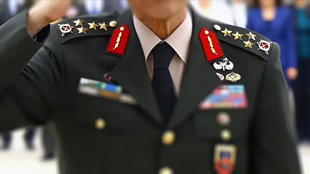 YAŞ kararları sonrası Orgeneral Kemal Yeni göreve başlamadan emeklilik istedi