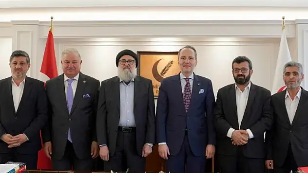 Yeniden Refah Partisi Genel Başkanı Erbakan, IKBY İslami Hareket Partisi Lideri Abdülaziz ile görüştü