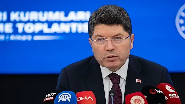 Yılmaz Tunç: Terör örgütünün tasfiyesiyle alakalı yasal düzenlemenin adı 'Barış Yasası' veya 'Geçiş Yasası' olmaz