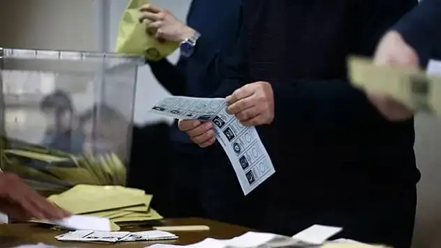 YSK Sandık Görevlilerine Uyarı Mesajı  Yayımladı