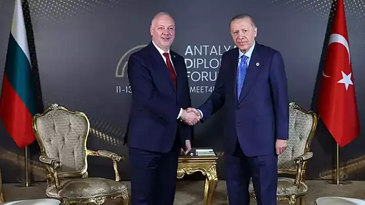 Antalya Diplomasi Forumu'nda Cumhurbaşkanı Erdoğan'ın yoğun görüşme trafiği