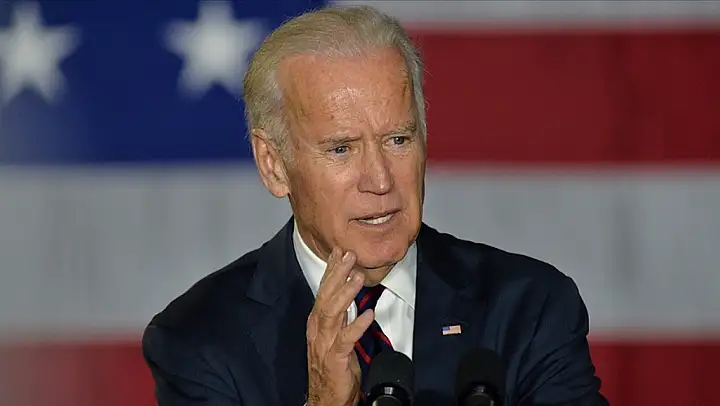 Biden görevinin bitimine dakikalar kala aile üyeleri de dahil 8 kişi için af ilan etti