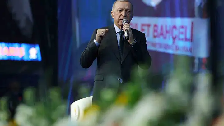 Cumhurbaşkanı Erdoğan Vatandaşlarımız muhalefetin içler acısı halini gördükçe yönünü bize dönüyor