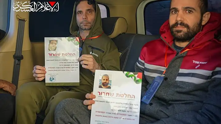 Hamas, 2 İsrailli esiri Kızılhaç'a teslim ederek serbest bıraktı