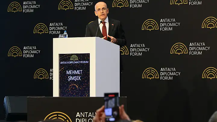 Hazine ve Maliye Bakanı Şimşek: 'Enflasyon Düşüyor, Düşecek'
