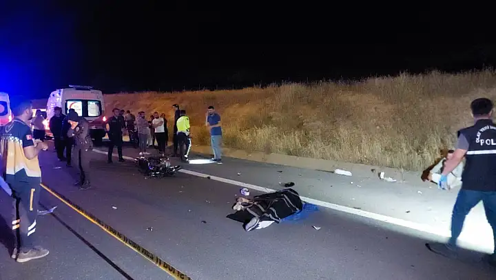 İki Motosiklet Çarpıştı, Sürücüler Hayatını Kaybetti