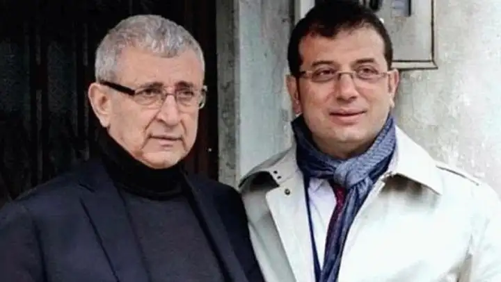 İmamoğlu'nun babasının ve eşinin evleri aranmıştı: Özgür Özel evden çıkanları açıkladı