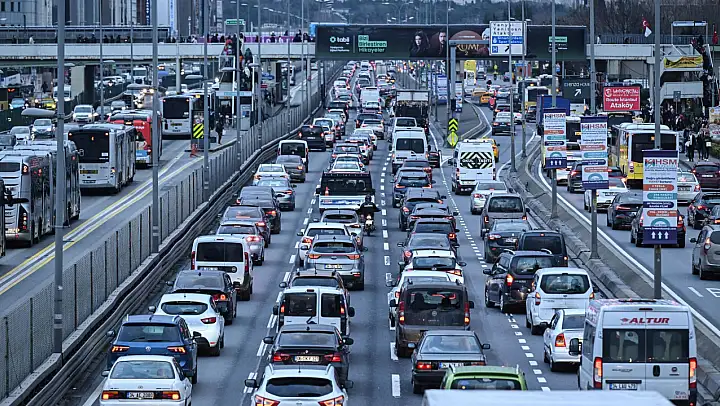 İstanbul trafik sıkışıklığında dünya lideri! Ama en güvenli trafiğe sahip
