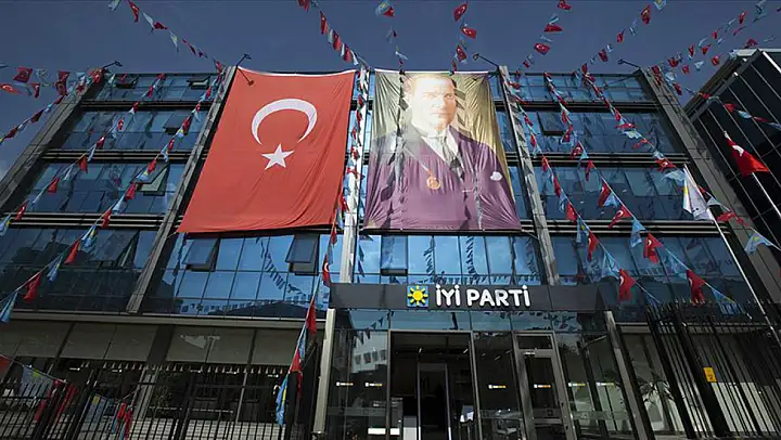 İYİ Partili Belediye Başkanı Partisinden İstifa Etti