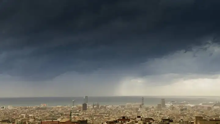 Meteoroloji'den Kuvvetli Yağış Uyarısı! Sıcaklıklar Düşüyor