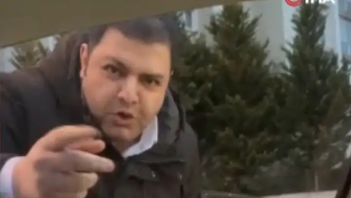 Trafik magandası, kadın sürücüye böyle saldırdı