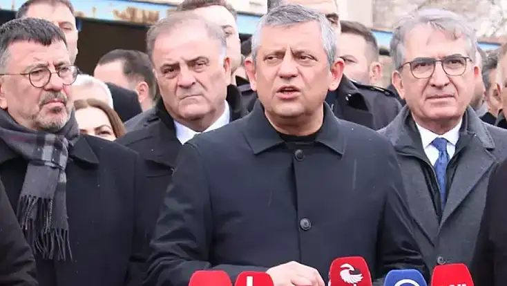 Özgür Özel Deprem Zamanı 21 Yıllık Bir İktidar Vardı