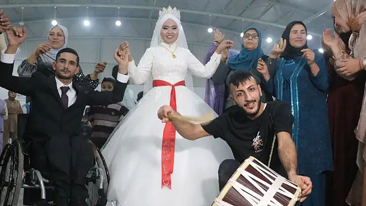 13 Bin Kilometre Uzakta Başlayan Aşk Ne Engel Tanıdı ne de Mesafe