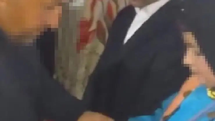 13 yaşındaki kızı kendisinden 15 yaş büyük adamla nişanladılar