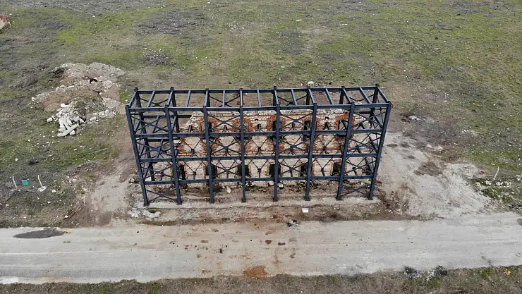 135 Yıllık Tarihi Yapıdan Geriye Kalan Tek Duvar Korumaya Alındı