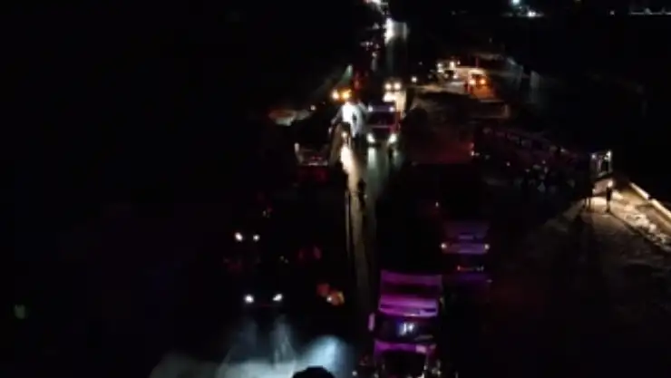 14 Araç Birbirine Girdi 3'ü Ağır 7 Yaralı