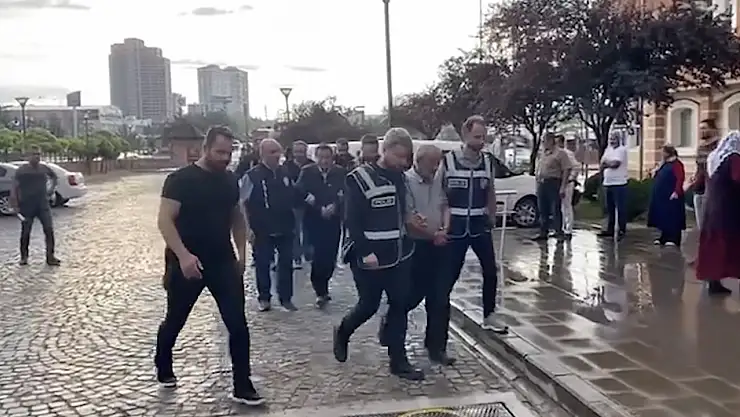 19 Yıl Önceki Cinayet Sanıkları Beraat Etti