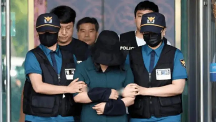 2 Bebeğini Öldürüp Cesetlerini Buzdolabında Sakladı