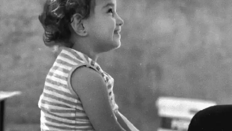 2 yaşındaki çocuk, kamyonetin altında kalarak hayatını kaybetti