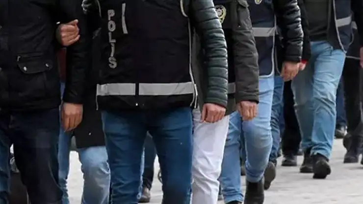 23 İlde FETÖ Operasyonu 61 Kişi Yakalandı
