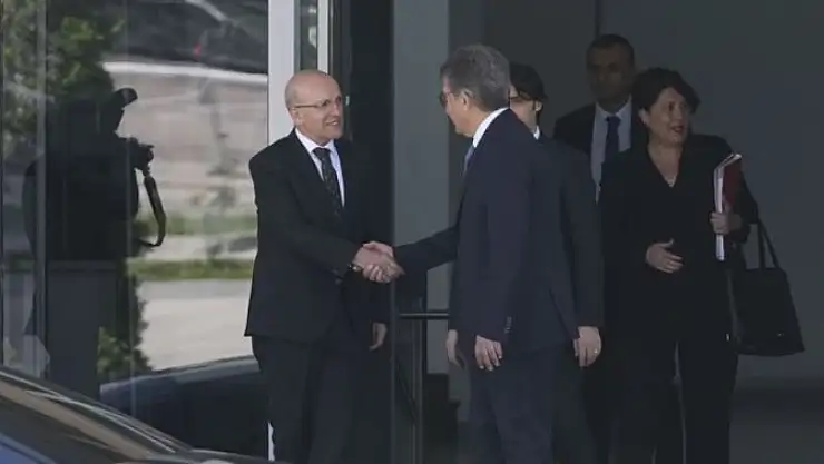 4 Saatlik Görüşme Sonrasında CHP'li İsmin Yaptığı Açıklama Bakan Şimşek'i Küplere Bindirdi