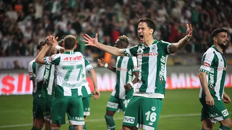 9 Kişi Kalan Konyaspor, Beşiktaş'ı 1-0 Mağlup Etti!