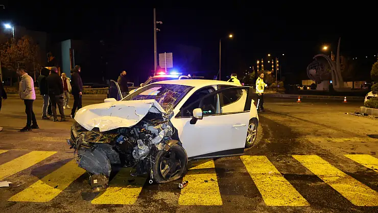 9 Kişi Ölümden Döndü! Alkollü Şahıs Frene Bile Basmadı