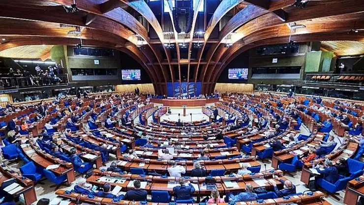 AB, 2027 yılı sonuna kadar Rusya'dan gaz ithalatını tamamen durdurmayı hedefliyor