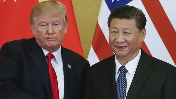 ABD Başkanı Donald Trump ile Çin Devlet Başkanı Xi Jinping,  telefon görüşmesi gerçekleştirdi