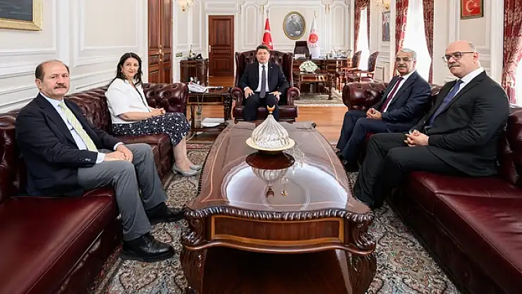 Adalet Bakanı Tunç DEM Parti Heyeti İle Görüştü