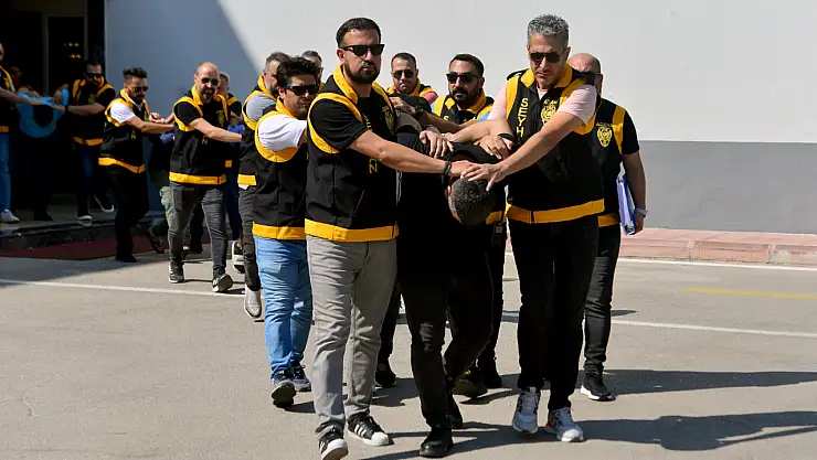 Adana'da haraç çetesine operasyon: 6 gözaltı