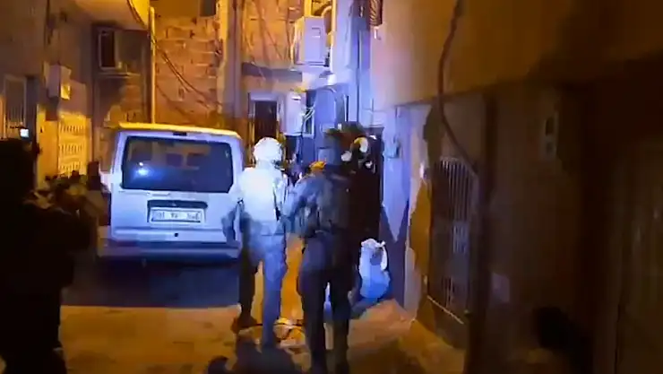 Adana merkezli 10 ilde 'Bayğaralar' organize suç örgütüne operasyon: 106 gözaltı