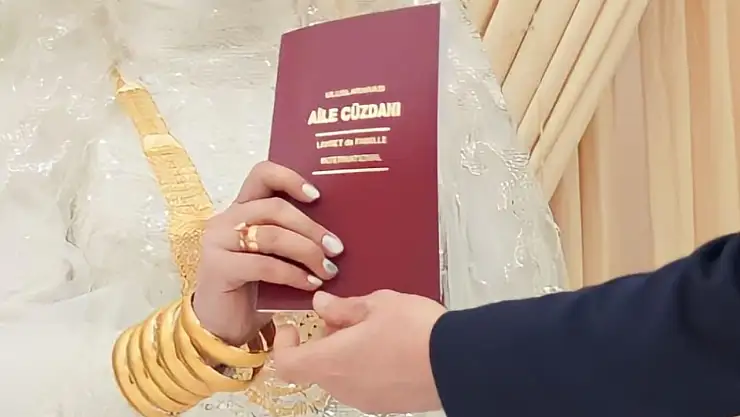 Aile ve Gençlik Fonu'na Başvuran Genç Sayısı 10 Bini Geçti