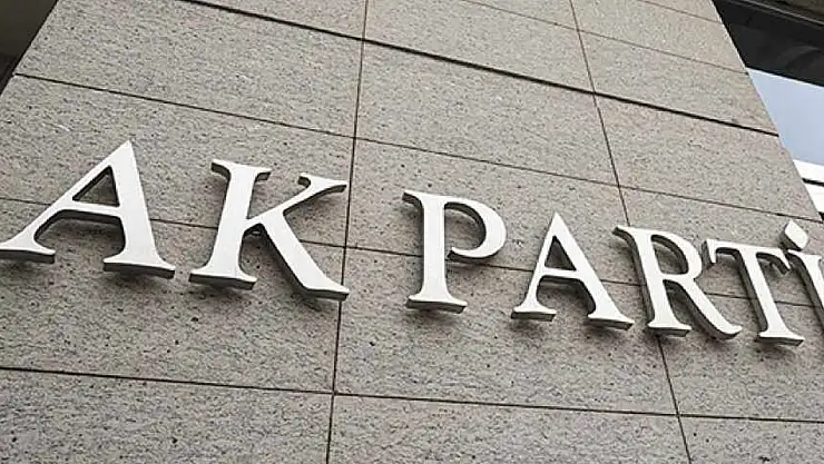 Ak Parti'de MYK Olağanüstü Toplanıyor