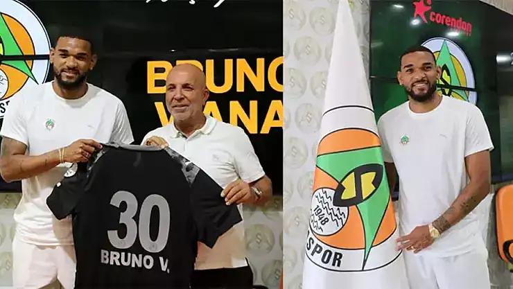 Alanyaspor'da 4 imza birden