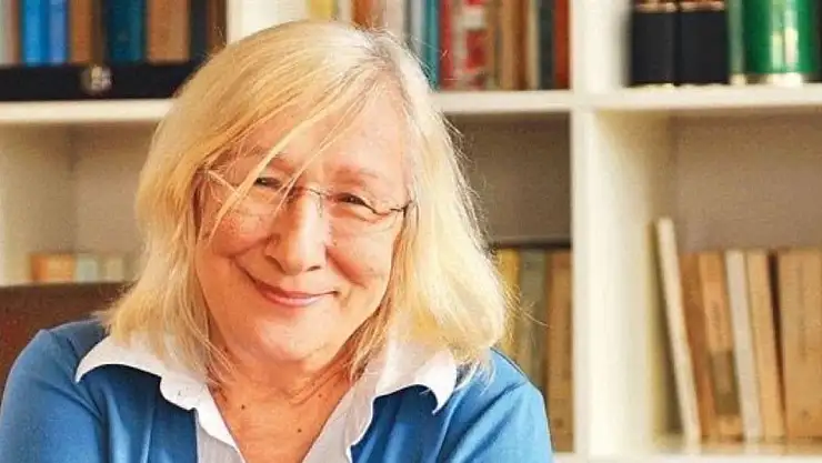 Alev Alatlı Kimdir? Aslen Nerelidir? Alev Alatlı Kaç Yaşında Öldü?