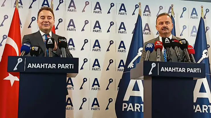 Ali Babacan, Anahtar Parti Genel Başkanı Ağıralioğlu'nu ziyaret etti