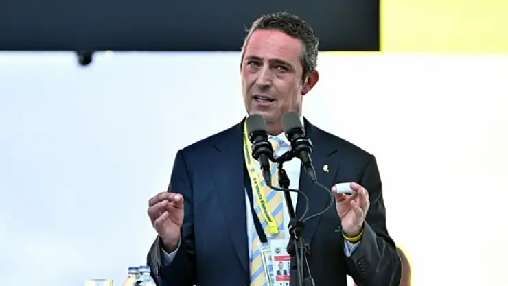 Ali Koç'un Parmağına Ne Oldu? Ali Koç'un Parmağı Kongrede mi Yaralandı?