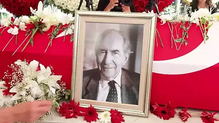 Altan Öymen son yolculuğuna uğurlandı