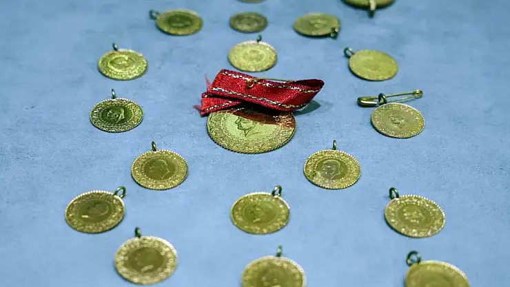 Altın fiyatları zirveye yaklaşıyor