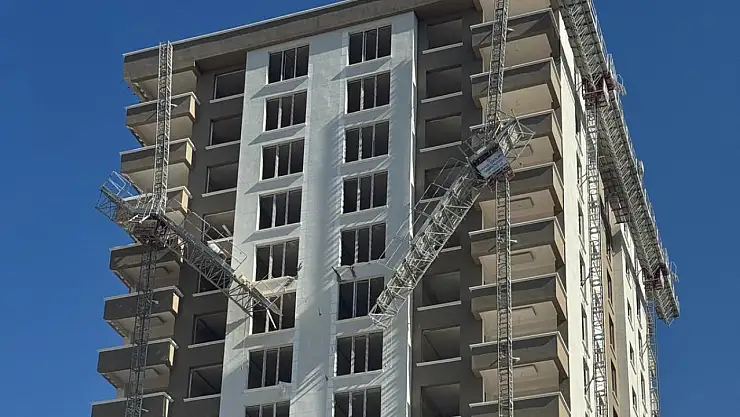 Ankara'da inşaatta yük asansörü ikiye ayrıldı: 2 işçi can verdi!