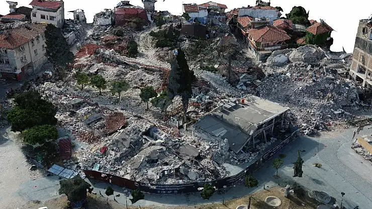Antakya Ulu Cami'nin enkazı kaldırıldı