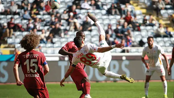 Antalyaspor, Hatayspor'u Deplasmanda  3-2 Mağlup Etti