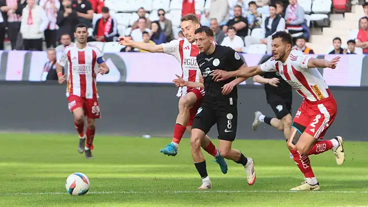 Antalyaspor, Son Dakika Golleriyle Rizespor'u 2-1 Mağlup Etti!