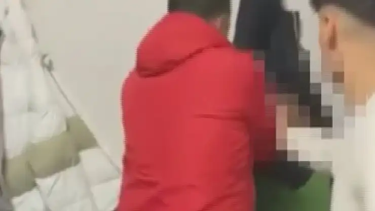 Antrenörden Futbolcusuna Zorbalık: Boğazını Sıktı, Küfür Etti