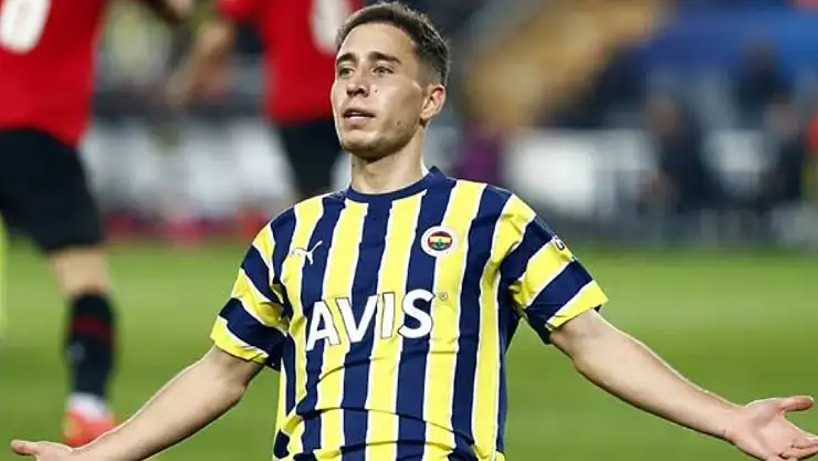 Arda Turan, Heyecanla Fenerbahçe'den Gelecek Haberi Bekliyor