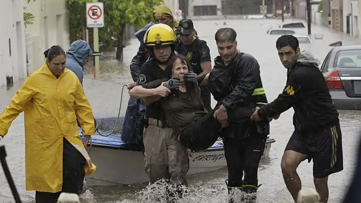 Arjantin'deki Sel Felaketinde Ölü Sayısı 10'a Yükseldi
