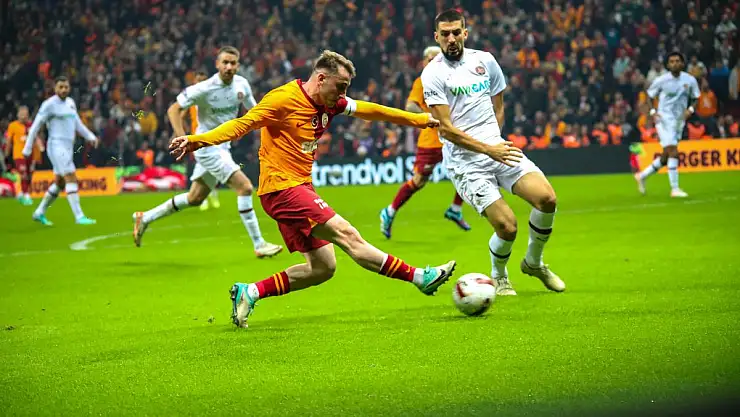 Aslan, Fatih Karagümrük'ü tek golle geçti Galatasaray: 1 – Fatih Karagümrük: 0