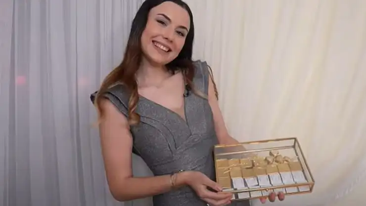 Aslı Hünel İle Gelin Evi Simge Kızıldeli Kimdir? Kaç Puan Aldı?